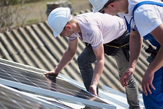 solar panel maintenance in manitoba